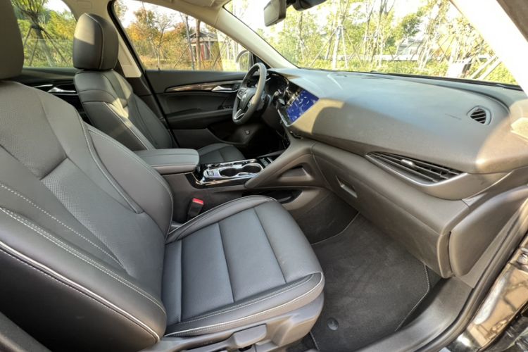 Used Buick Envision 2021 Encore Plus 652T Five-Seat All-Wheel-Drive Luxury Model
