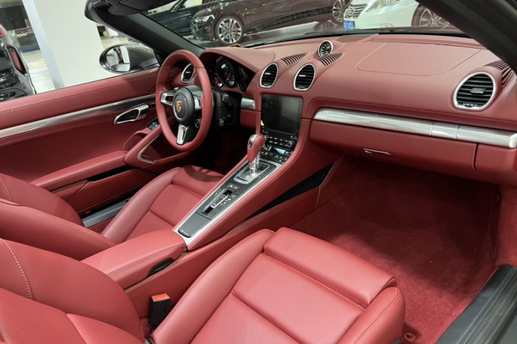 Used Porsche 718 2022 Boxster 2.0T
