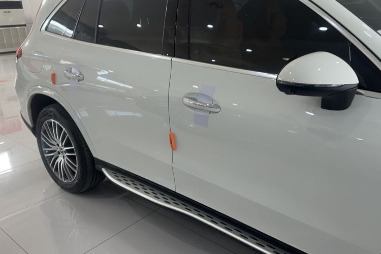 Used Mercedes-Benz GLC 2023 Refreshed GLC 300 L 4MATIC Dynamic Version 7-Seater
