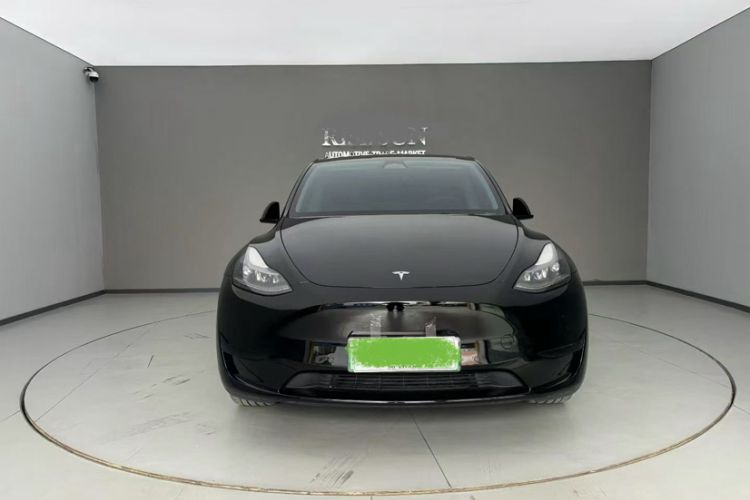 Used Tesla Model Y 2023 Rear-Wheel-Drive Version
