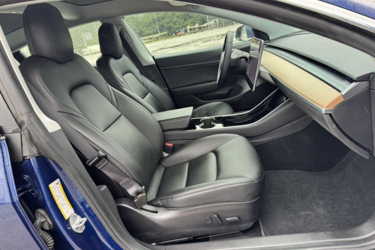 Used Tesla Model 3 2019 Standard Range Rear-Drive Upgraded Version
