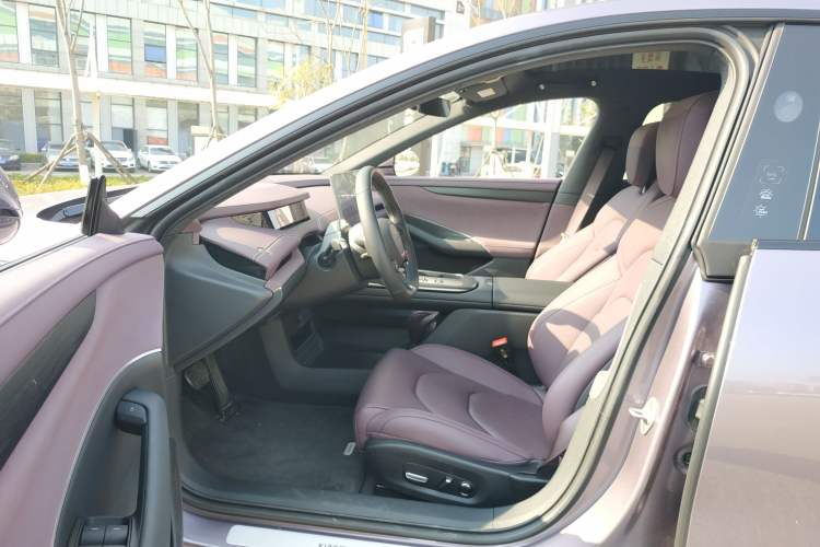 Used  SU7 2024 Rear-Drive Ultra-Long Range Advanced Pro-Level Intelligent Driving Version