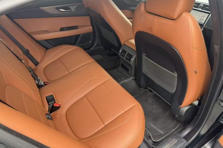 Used Jaguar XEL 2023 2.0T 250 PS R-DYNAMIC S Advanced Sport Edition
