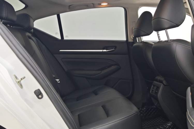 Used Nissan Teana 2022 2.0L XL-TLS Enjoyment Edition
