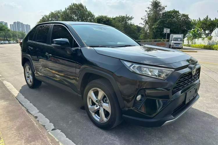 Used Toyota RAV4 2020 2.0L CVT Two-Wheel Drive Fashion Edition
