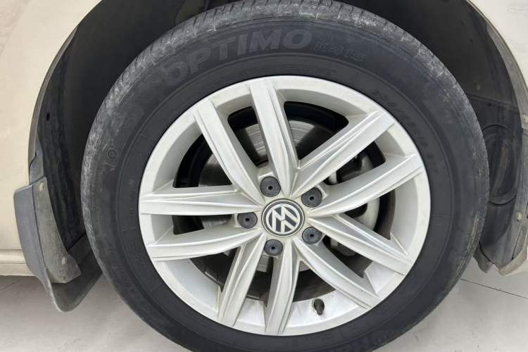 Used Volkswagen Golf 2019 1.6L Automatic Comfort Model China V Standard
