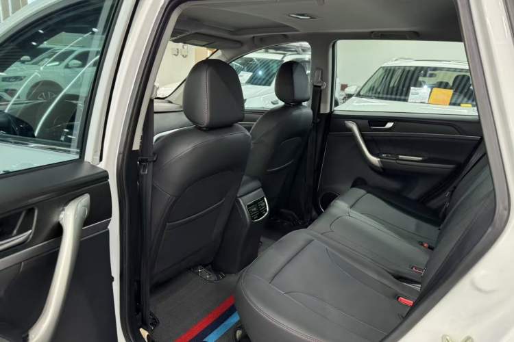 Used Haval M6 2019 1.5T DCT Two-Wheel Drive Elite Version China VI Standard
