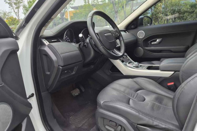 Used Land Rover Range Rover Evoque 2015 2.0T Five-Door Zhiyao Edition
