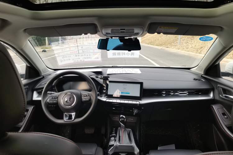 Used MG 5 2021 180 DVVT CVT Youth Luxury Edition
