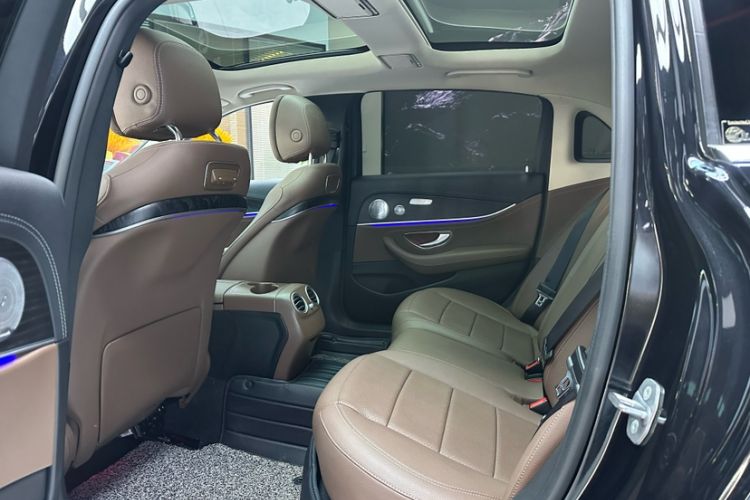 Used Mercedes-Benz E-Class 2020 Restyled E 300 L Sporty and Stylish Edition
