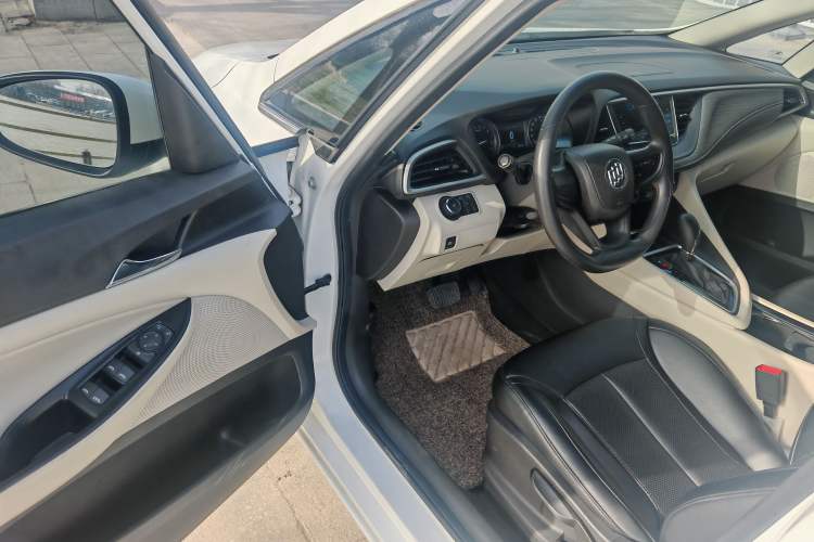 Used Buick GL6 2019 18T 6-Seater Elite Version China V Standard
