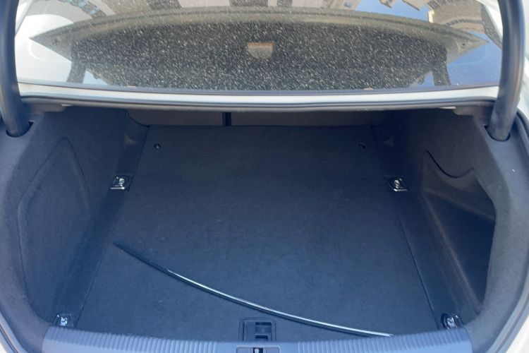 Used Audi A4L 2016 35 TFSI Collector's Edition Automatic Standard Model
