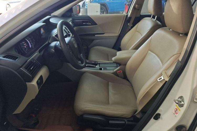 Used Honda Accord 2015 2.0L LX Comfort Edition
