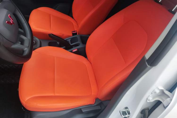 Used Wuling Hongguang New Energy 2024 All-Electric Model 300KM Standard Version
