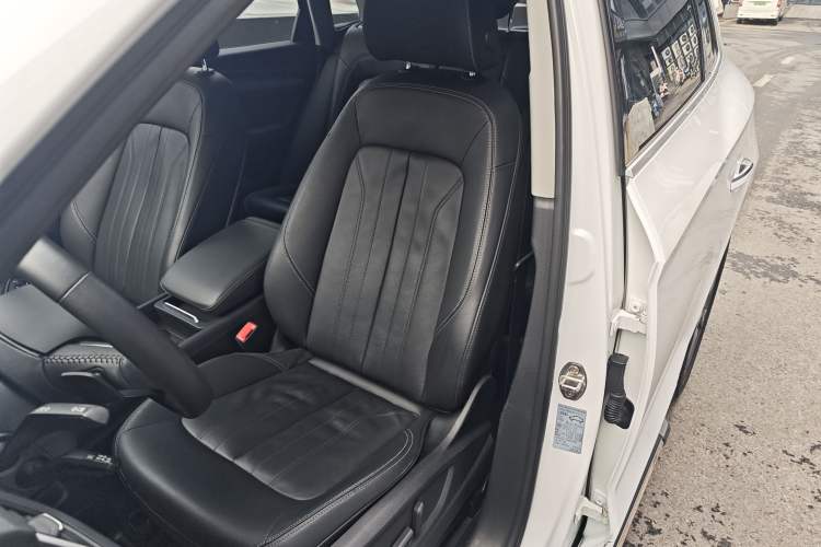 Used Audi Q5L 2020 45 TFSI Prestige Fashion Model
