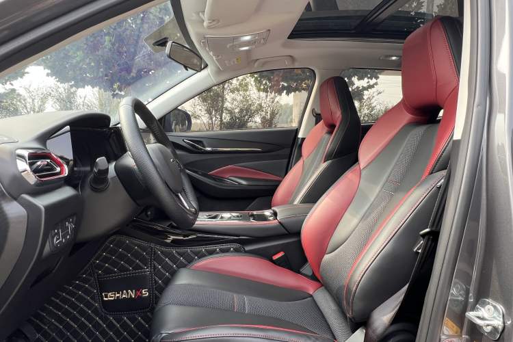 Used Oshan X5 2021 1.5T DCT Prestige Edition
