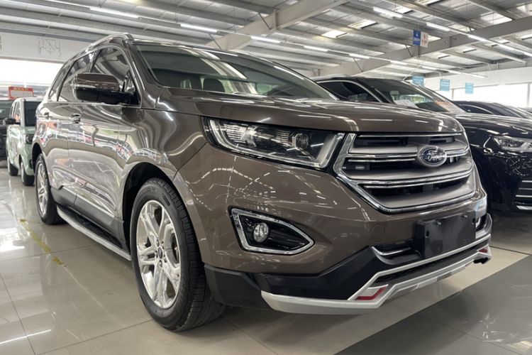 Used Ford Edge 2016 EcoBoost 245 Two-Wheel-Drive Titanium 7-Seater
