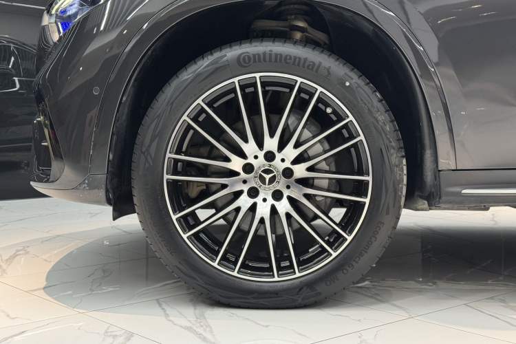 Used Mercedes-Benz GLC 2023 GLC 300 L 4MATIC Luxury 7-Seater
