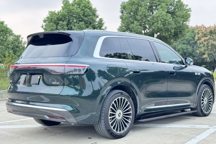 Used Hima AITO M8 2025 Extended-Range Ultra Version 53.4 kWh 6-Seater Edition
