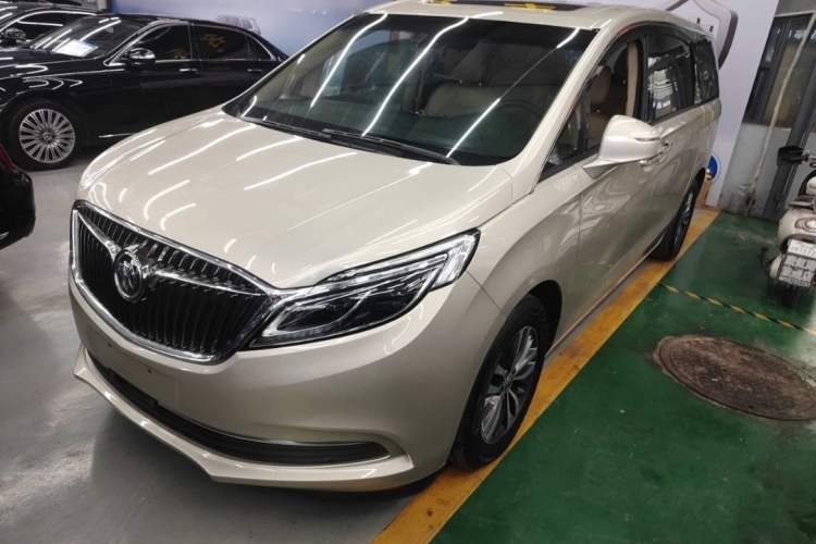 Used Buick GL8 2017 ES 28T Luxury Model China V Standard
