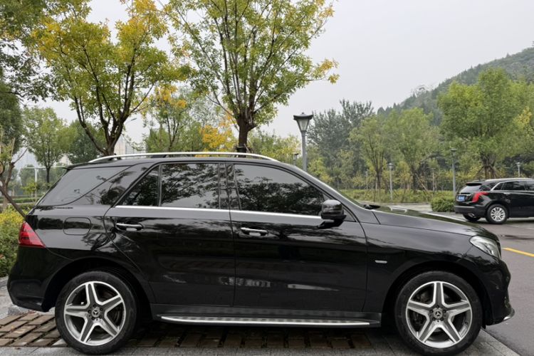 Used Mercedes-Benz GLE 2018 GLE 320 4MATIC Luxury Collection Edition
