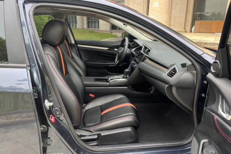 Used Honda Civic 2016 220TURBO CVT Luxury Edition
