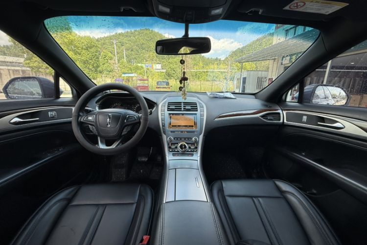 Used Lincoln MKZ 2019 2.0T Luxury Edition China VI
