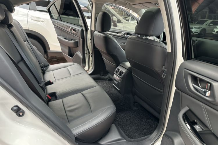 Used Subaru Legacy 2017 2.5i All-Wheel-Drive Prestige Edition EyeSight
