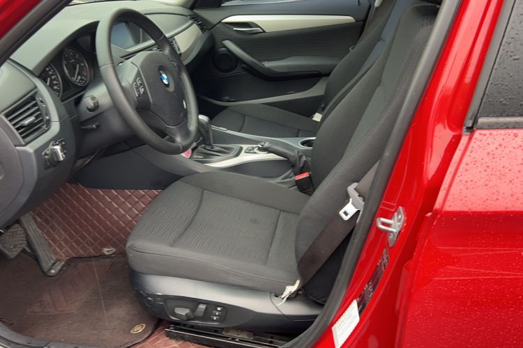 Used BMW X1 2013 sDrive18i Fashion Model
