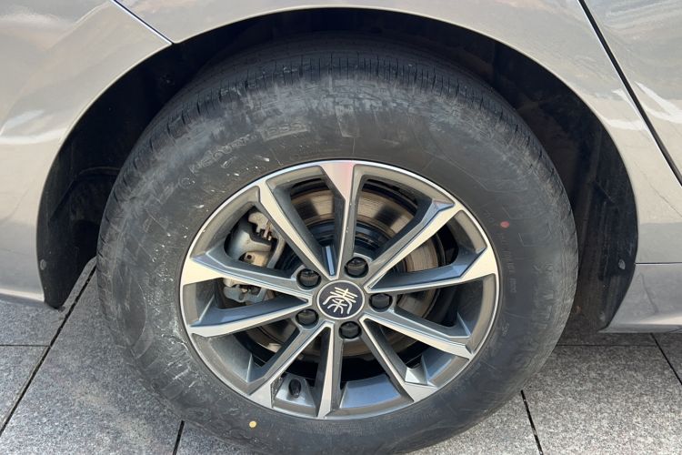 Used BYD Qin PLUS 2024 HONOR Edition DM-i 55KM Leading Model