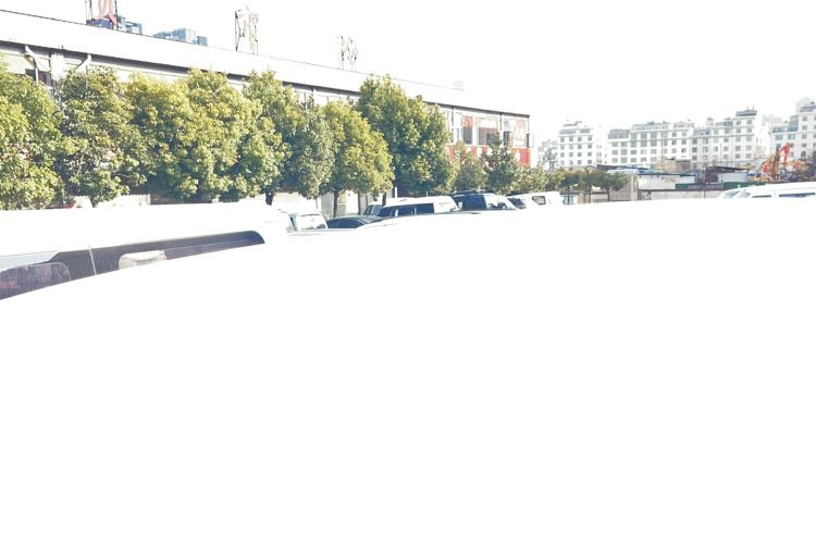 Used Jinbei Gold Hiace 2024 2.0L Travel Lion 9-Seater Central Air Conditioning
