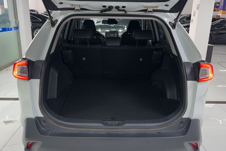 Used Toyota Wildlander 2021 2.0L CVT 4x4 Luxury Edition
