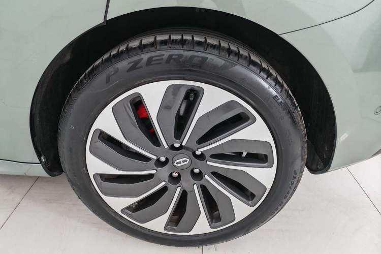 Used Hima AITO M5 2022 Extended-Range Four-Wheel Drive Performance Version
