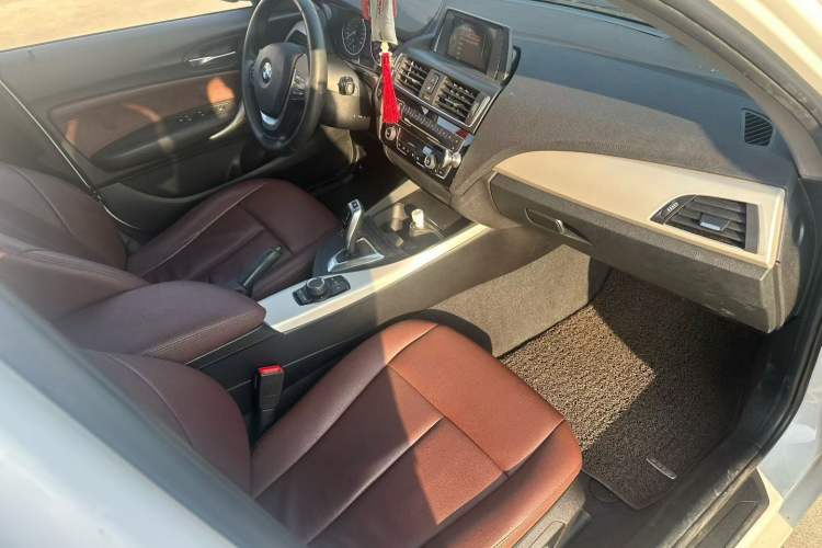 Used BMW 1 Series 2015 120i Leading Model
