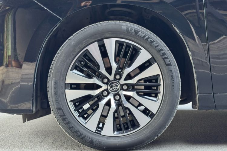 Used Toyota Alphard 2018 Revised Version 3.5L Premium Edition
