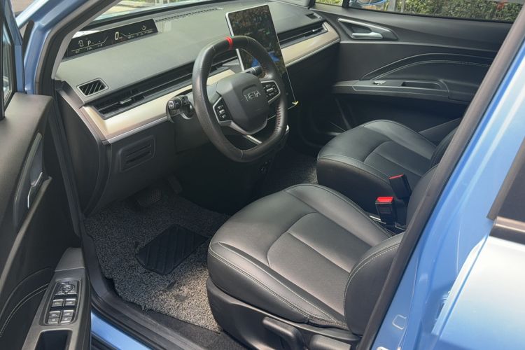 Used NETA V 2021 Long-Range Entertainment Edition Upgrade Model
