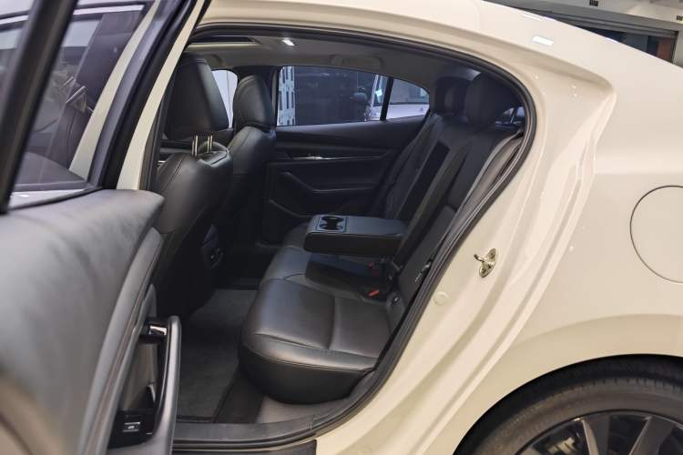 Used Mazda Mazda 3 Axela 2021 2.0L Automatic Zhiya Edition