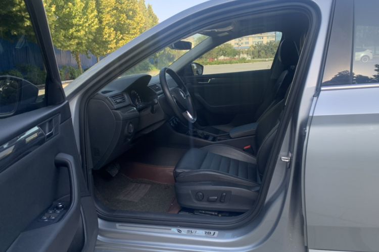 Used Skoda Superb 2016 TSI330 DSG Smart Drive Edition
