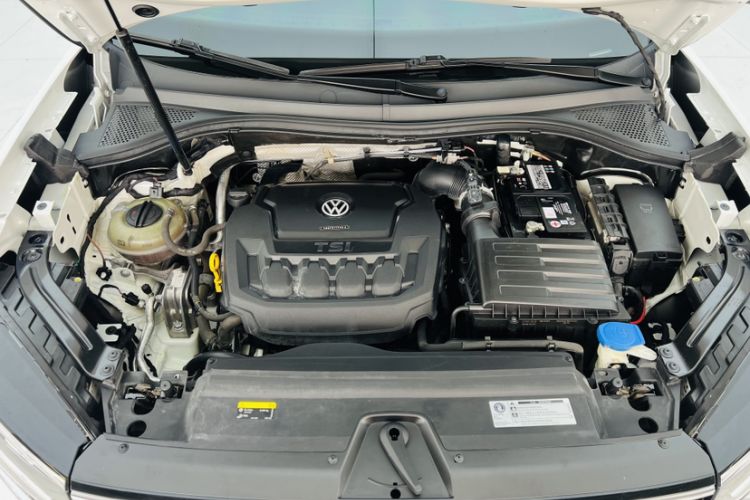 Used Volkswagen Tayron 2019 330TSI Two-Wheel-Drive Luxury Version China V Emission Standard
