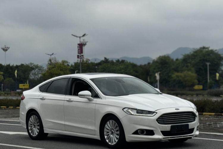 Used Ford Mondeo 2013 2.0L GTDi 200 Luxury Model
