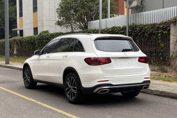 Used Mercedes-Benz GLC 2020 Facelift GLC 260 L 4MATIC Luxury Edition
