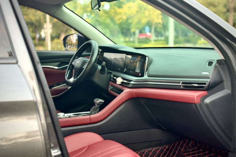 Used Changan CS75 PLUS 2021 1.5T Automatic Luxury Version
