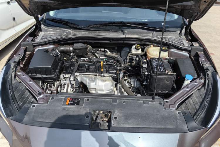 Used MG 5 2022 180 DVVT CVT Youth Luxury Edition
