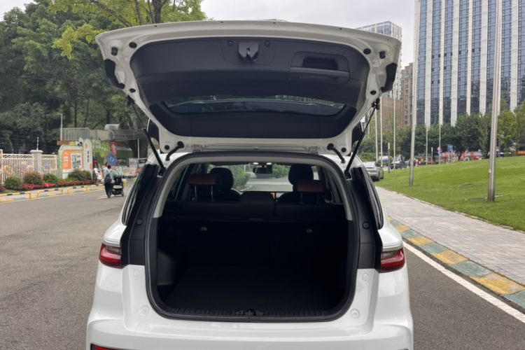 Used Geely Auto Vision X6 2020 1.4T CVT Asian Games Edition
