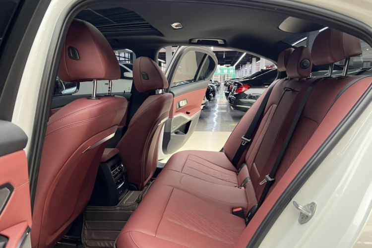 Used BMW 3 Series 2023 325i M Sport Night Edition Package
