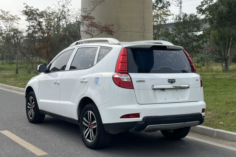 Used Geely Auto GX7 2015 Classic Edition 1.8L Manual Elite Model China V Standard
