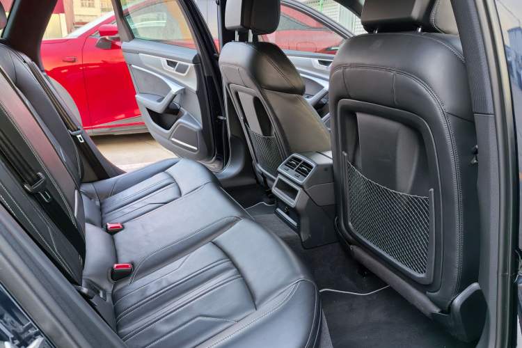 Used Audi A6 2022 allroad quattro Explorer 55 TFSI Prestige Off-Road Model