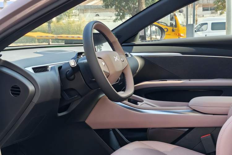 Used XPeng MONA M03 2025 620 Ultra-Long Range Plus
