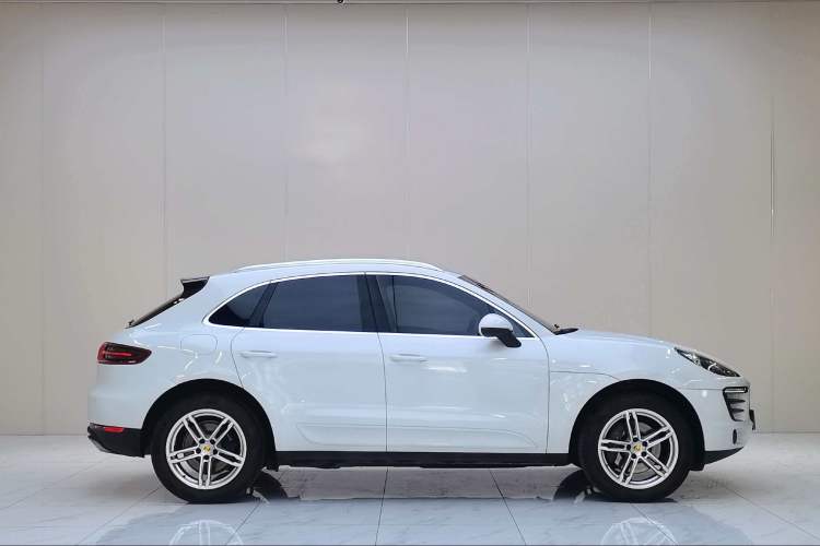 Used Porsche Macan 2016 Macan 2.0T

