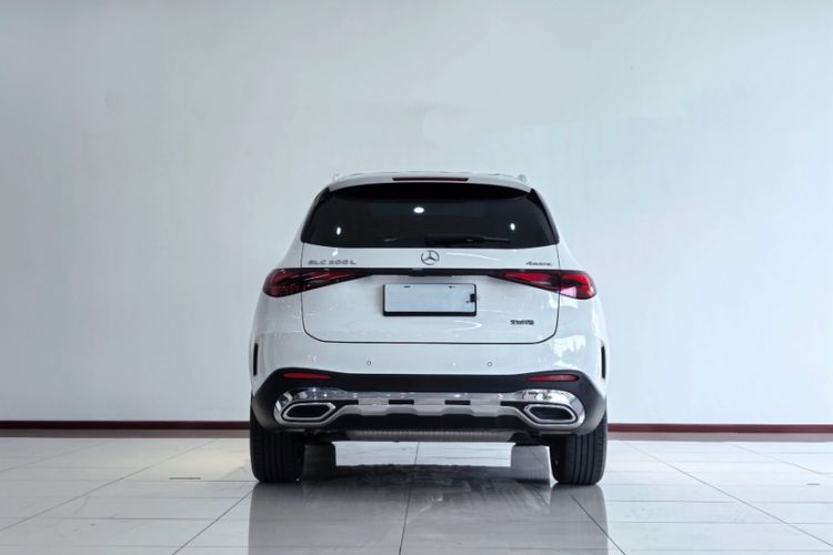 Used Mercedes-Benz GLC 2023 GLC 300 L 4MATIC Dynamic Edition 5-seater
